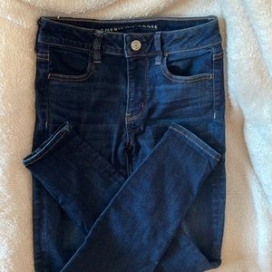 American Eagle dark wash skinny jeans